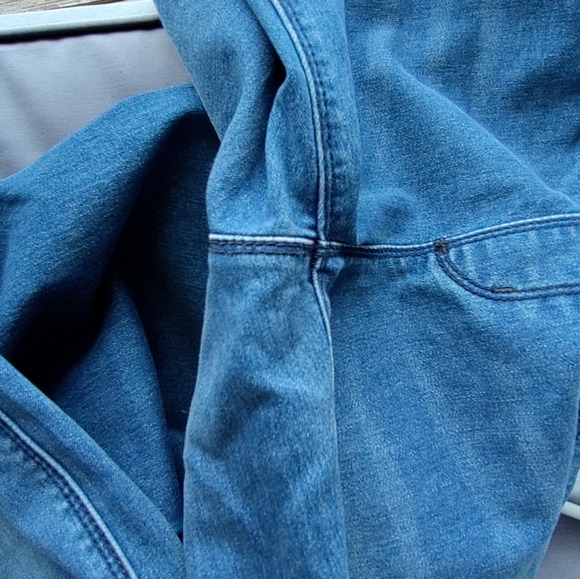 Free People Penny Pull-on Flare Bell Bottom Jeans Denim Stretchy Medium Wash - Picture 9 of 9